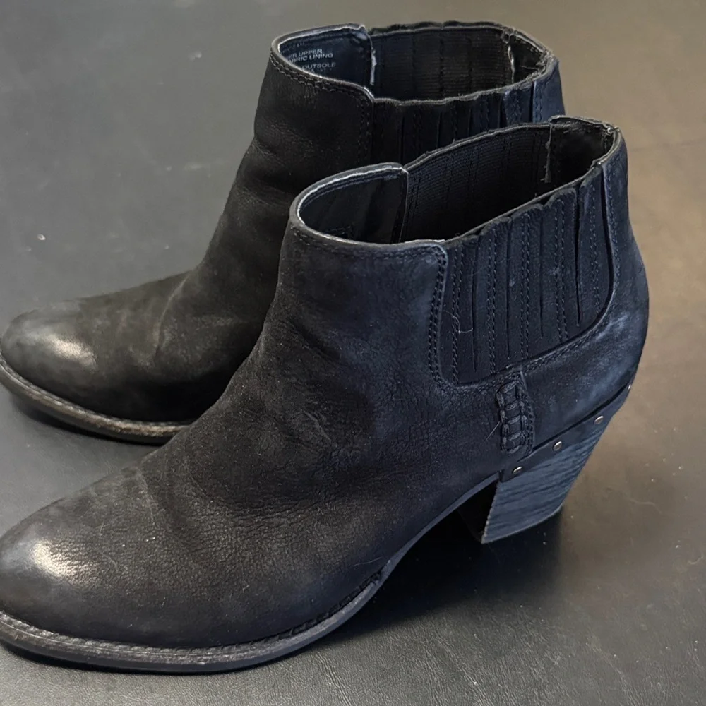 Steve Madden Black Ankle Boots